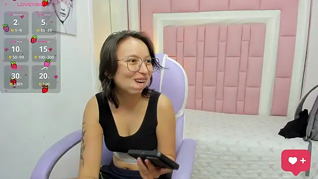 Klaret Toy online show from 04-12-26, 07:17