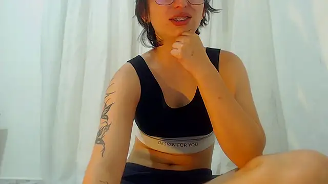 Klaret Toy online show from 01-11-26, 03:46