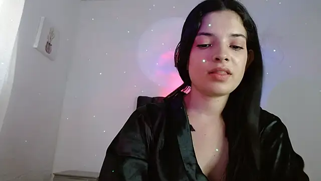 ManuelaDelgado online show from 10-07-25, 08:32