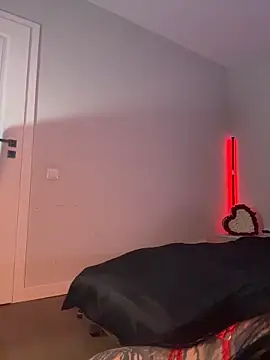 Niinarosee online show from 04-09-26, 06:36