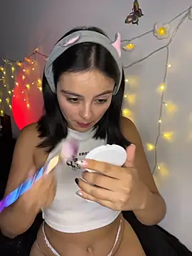 SaraMistick online show from 04-14-26, 11:37