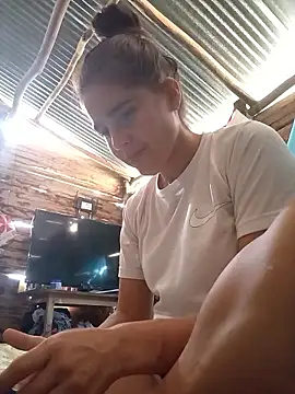 Snapshot of antonellahotimida chatting on 01-13-26, 01:15 antonellahotimida online show from 01-13-26, 01:15