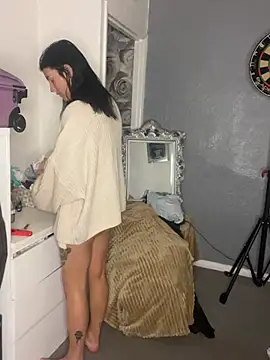 LolaReaX online show from 02-07-26, 09:06