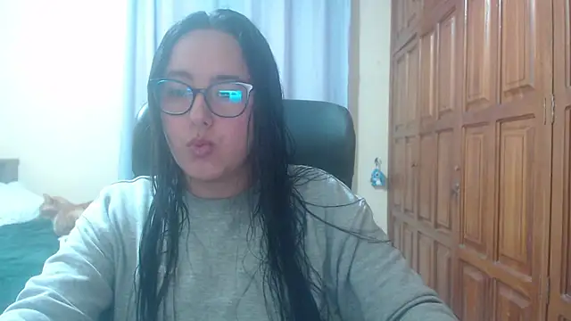 Venus cat  online show from 01-17-26, 05:22