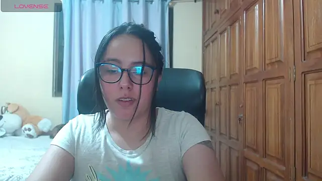 Venus cat  online show from 01-07-26, 05:34