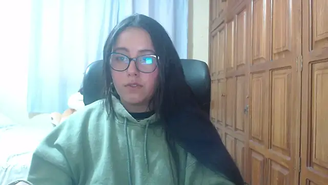 Venus cat  online show from 01-13-26, 11:08