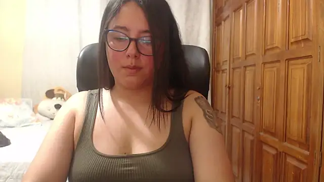 Venus cat  online show from 05-29-26, 04:18