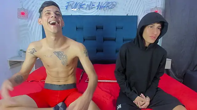 Youngs Wild online show from 11-28-25, 01:06