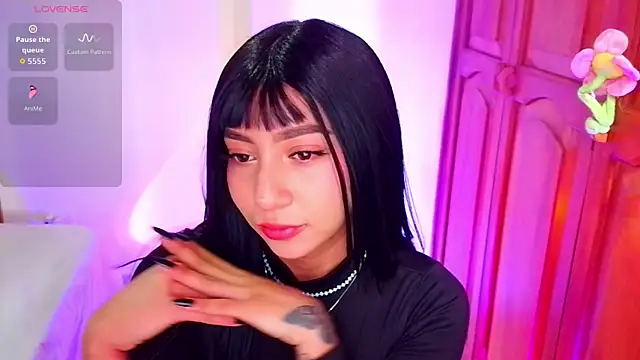 Snapshot of emma_web_ chatting on 10-08-25, 03:13 emma web online show from 10-08-25, 03:13