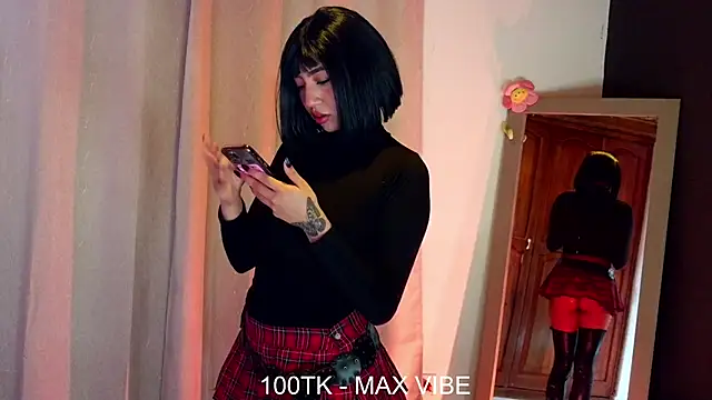 emma web  online show from 03-11-26, 05:40