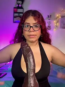 Snapshot of Solaangel_ chatting on 04-18-26, 10:32 Solaangel online show from 04-18-26, 10:32