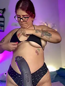 Snapshot of Solaangel_ chatting on 03-12-26, 10:47 Solaangel online show from 03-12-26, 10:47