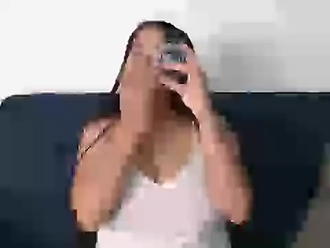 Charlotte handsomen online show from 11-04-25, 08:40