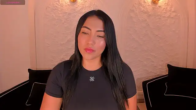 NatalieLewis online show from 04-27-26, 12:03