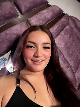 AuroraPink  online show from 10-14-25, 04:57