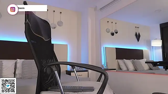 DanteeStone online show from 02-08-26, 05:32