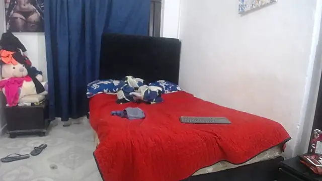 Snapshot of Meloncillo_and_Babyliss99 chatting on 05-29-26, 03:01 Meloncillo and Babyliss99 online show from 05-29-26, 03:01