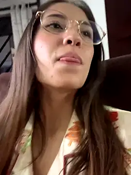 fanyabbey online show from 12-20-25, 05:43