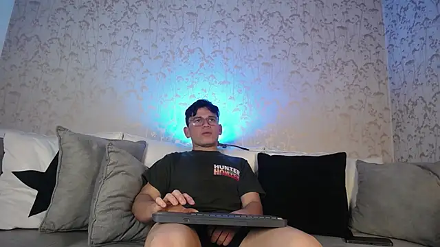 Snapshot of MusaEnigma chatting on 10-05-25, 04:58 MusaEnigma online show from 10-05-25, 04:58