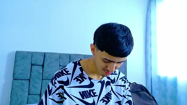 Anthony carter online show from 10-10-25, 01:45