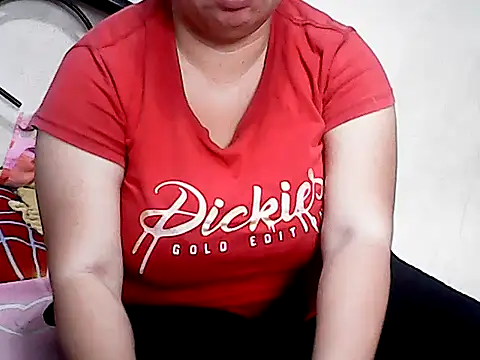 HornyPussie69 online show from 06-25-26, 12:19