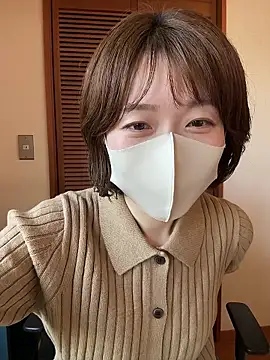 momo yuipu online show from 10-08-25, 12:56