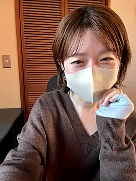 momo yuipu online show from 10-23-25, 02:10