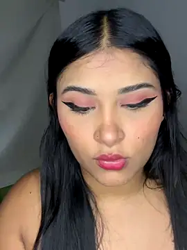 Snapshot of sarafox_10 chatting on 11-22-25, 03:27 sarafox 10 online show from 11-22-25, 03:27