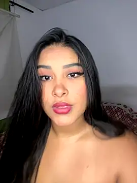 Snapshot of sarafox_10 chatting on 11-14-25, 11:41 sarafox 10 online show from 11-14-25, 11:41