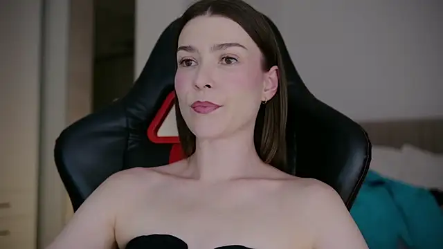 WowHelloAlice online show from 04-05-26, 09:21