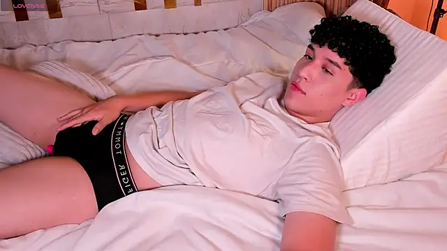 kai zareck online show from 11-08-25, 12:09