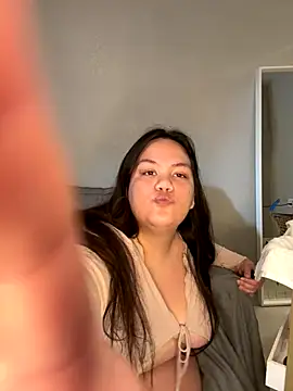 BrattyKrystal online show from 10-17-25, 08:43