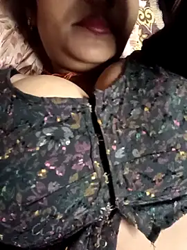 Snapshot of Neelam-baby1 chatting on 03-03-26, 04:03 Neelam-baby1 online show from 03-03-26, 04:03