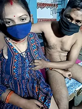 Snapshot of Neelam-baby1 chatting on 10-25-25, 04:18 Neelam-baby1 online show from 10-25-25, 04:18