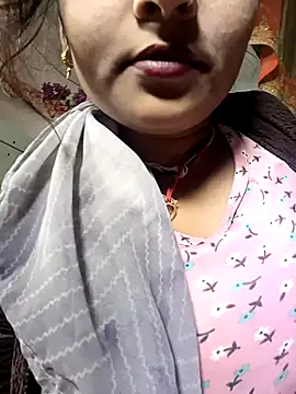 Snapshot of Neelam-baby1 chatting on 02-05-26, 04:14 Neelam-baby1 online show from 02-05-26, 04:14