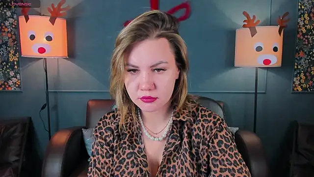 AriaEven online show from 12-23-25, 10:03