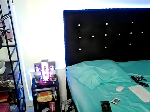 thaliacangri online show from 01-14-26, 04:16