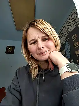 Snapshot of Masha412111 chatting on 02-26-26, 10:37 Masha412111 online show from 02-26-26, 10:37