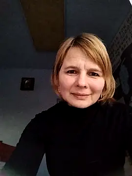 Snapshot of Masha412111 chatting on 02-28-26, 04:17 Masha412111 online show from 02-28-26, 04:17