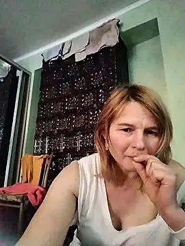 Snapshot of Masha412111 chatting on 01-18-26, 02:53 Masha412111 online show from 01-18-26, 02:53