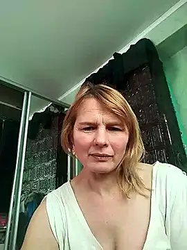 Snapshot of Masha412111 chatting on 01-19-26, 09:13 Masha412111 online show from 01-19-26, 09:13