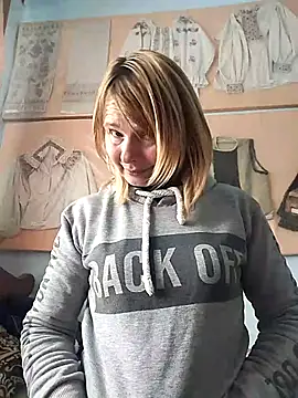 Snapshot of Masha412111 chatting on 02-04-26, 08:53 Masha412111 online show from 02-04-26, 08:53