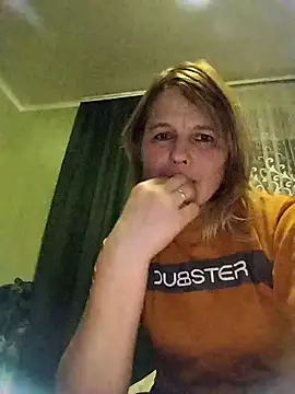 Snapshot of Masha412111 chatting on 02-22-26, 10:22 Masha412111 online show from 02-22-26, 10:22