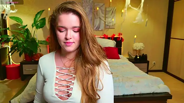 EmilyWhispers online show from 10-08-25, 07:36