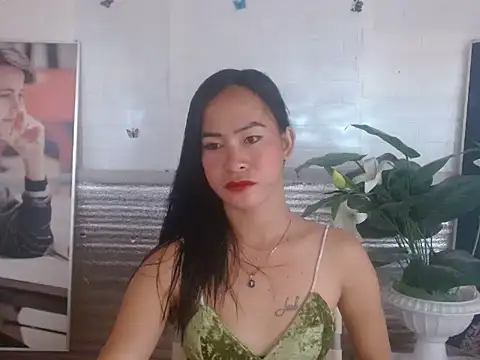 miss katty28 online show from 10-17-25, 10:33