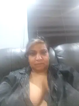 Snapshot of Dirtydee07 chatting on 10-02-25, 07:06 Dirtydee07 online show from 10-02-25, 07:06