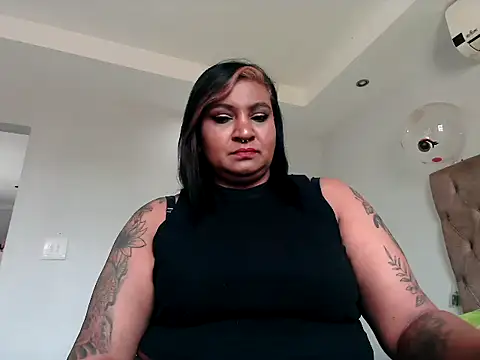 Snapshot of Dirtydee07 chatting on 10-05-25, 11:01 Dirtydee07 online show from 10-05-25, 11:01