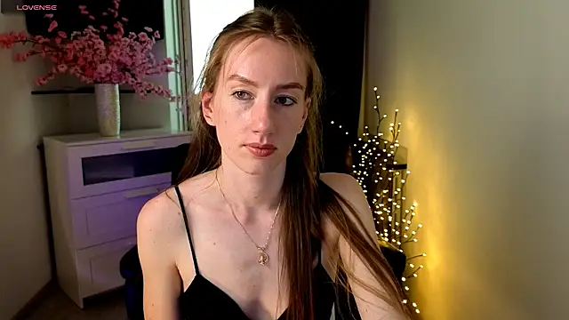 GoldenRose  online show from 05-15-26, 01:20