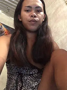 Snapshot of ella_foxtrot chatting on 07-22-26, 12:01 ella foxtrot online show from 07-22-26, 12:01