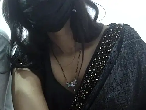 Snapshot of Laila_Cute chatting on 02-22-26, 03:46 Laila Cute online show from 02-22-26, 03:46